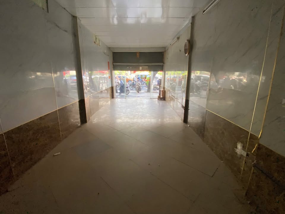 Mặt bằng kinh doanh cho thuê tại Nguyễn Trãi, Thanh Xuân 50m² giá 20 triệu - Diện tích thông thoáng, vị trí đắc địa