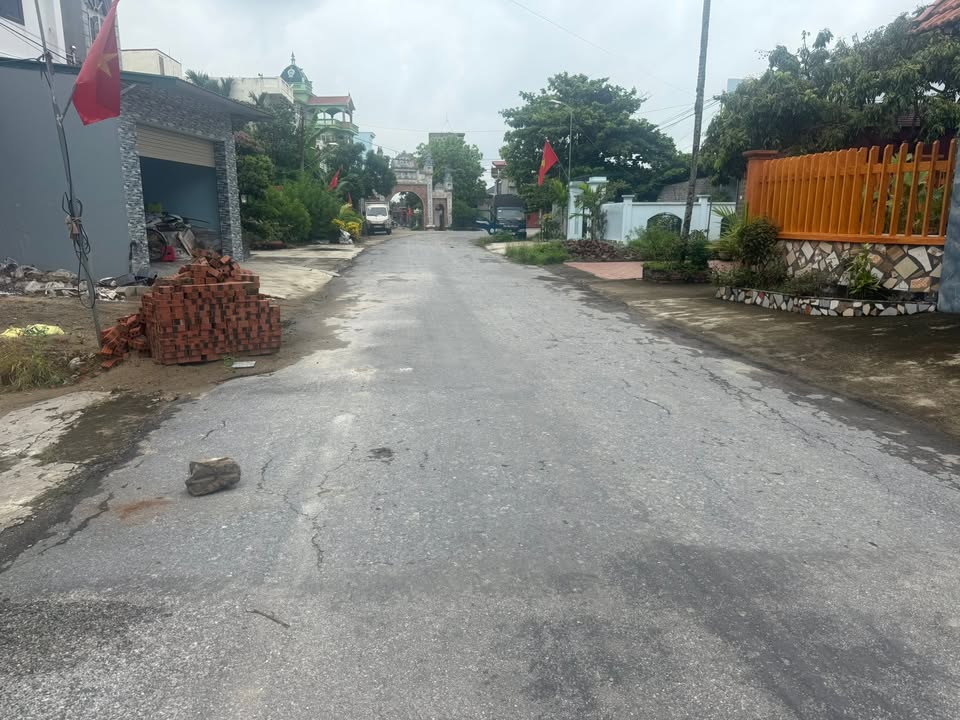 Lô đất chính chủ 75m² tại xã Cao Thắng, Thanh Miện - Giá 2 tỷ, vị trí đẹp!