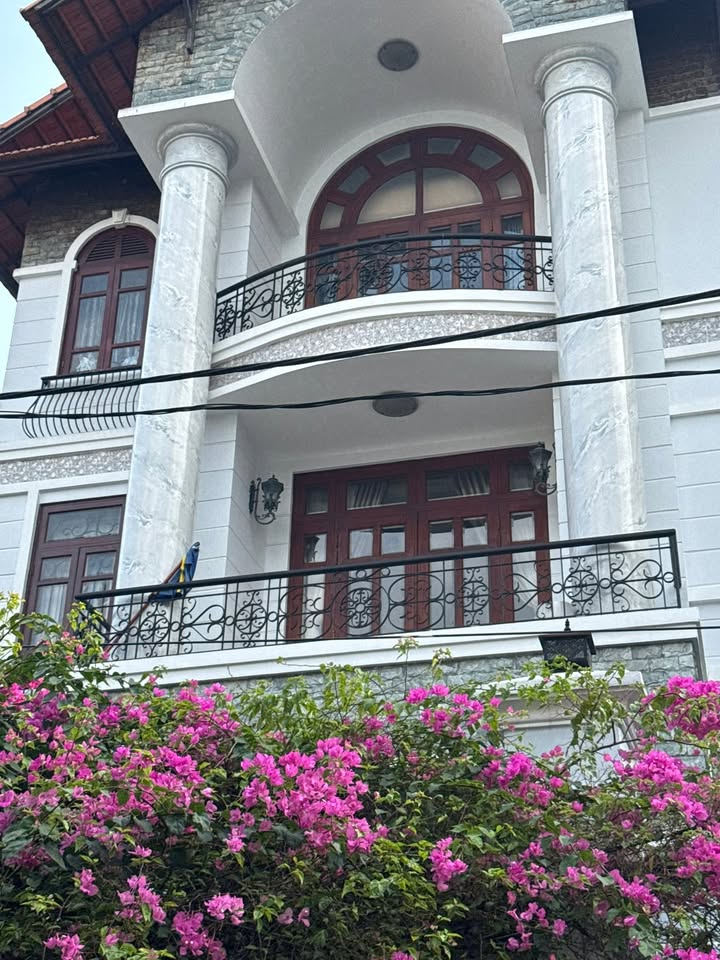 Nhà riêng hẻm 27 Vườn Lài, Tân Phú 432m² giá 6.8 tỷ - Bán gấp, thương lượng ngay!