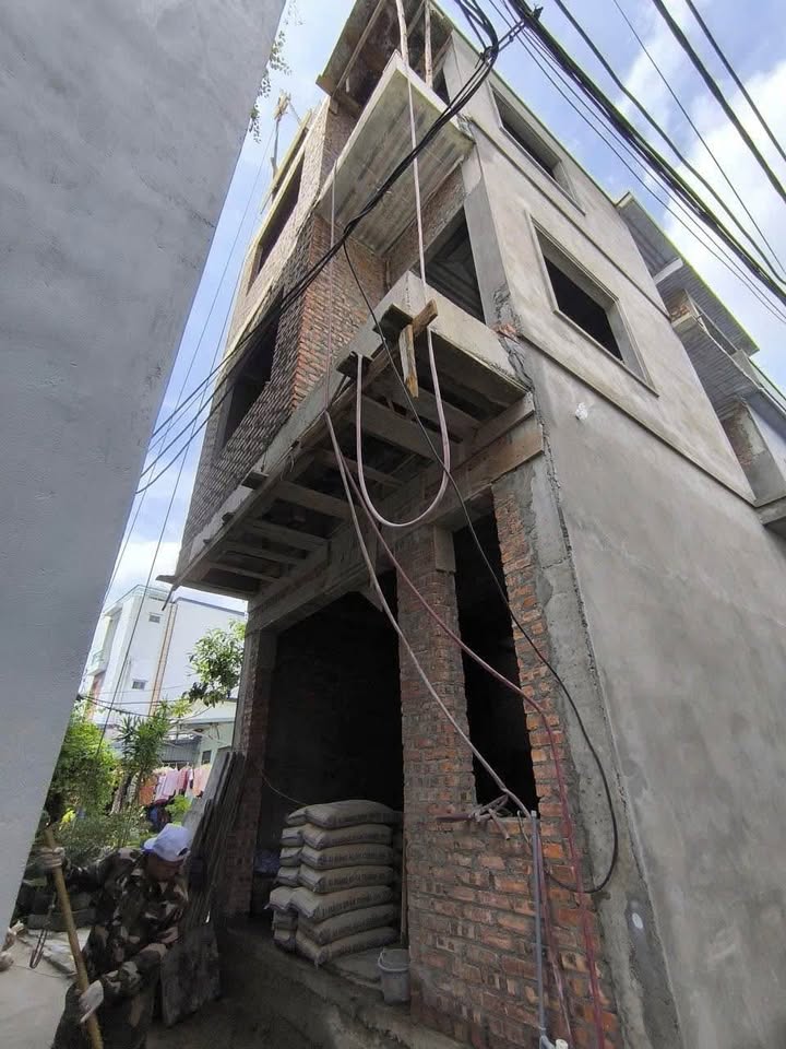 Nhà 3 tầng lô góc tại TDP Quỳnh Cư, Hải Phòng 50m² giá 2.35 tỷ - Không thể bỏ lỡ!