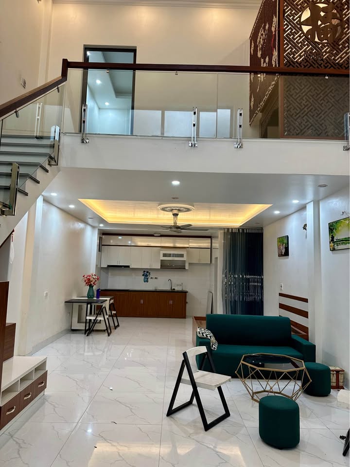 Nhà phố Phủ Lý 58m² giá 3.7 tỷ - Sổ đỏ chính chủ, bán gấp trong 10 ngày!