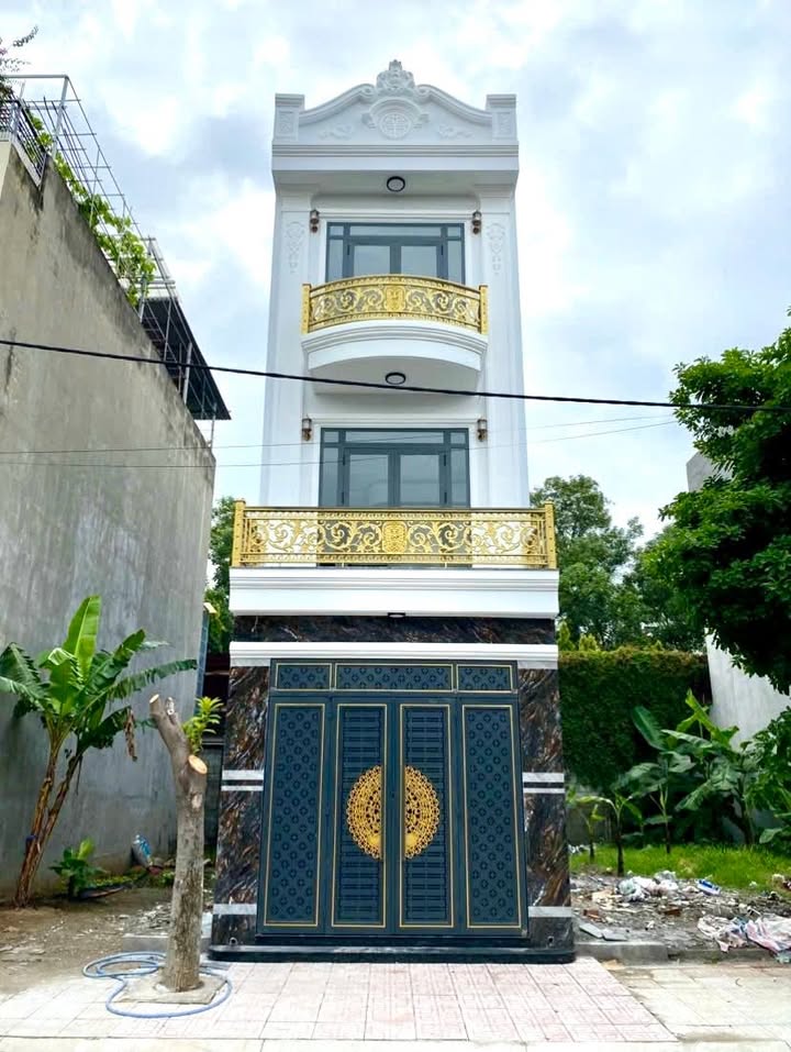 Nhà phố Dĩ An 66m² giá 5 tỷ - Thiết kế hiện đại, gần trung tâm