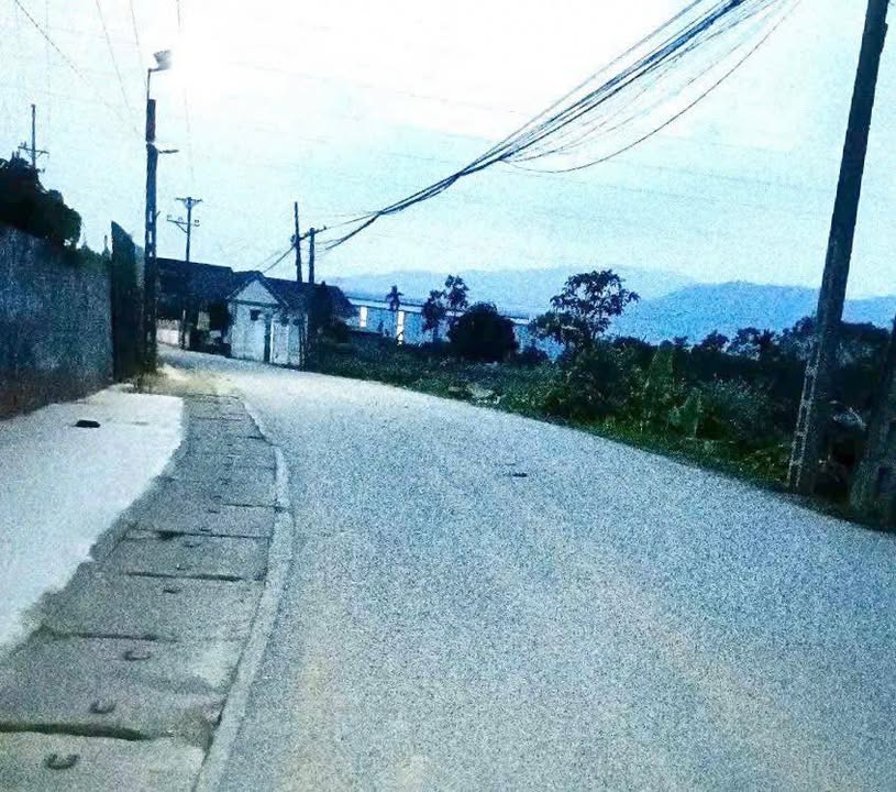 Đất nền Lương Sơn Hòa Bình 150m² giá 2.6 tỷ - Mặt tiền 5m kinh doanh sầm uất!