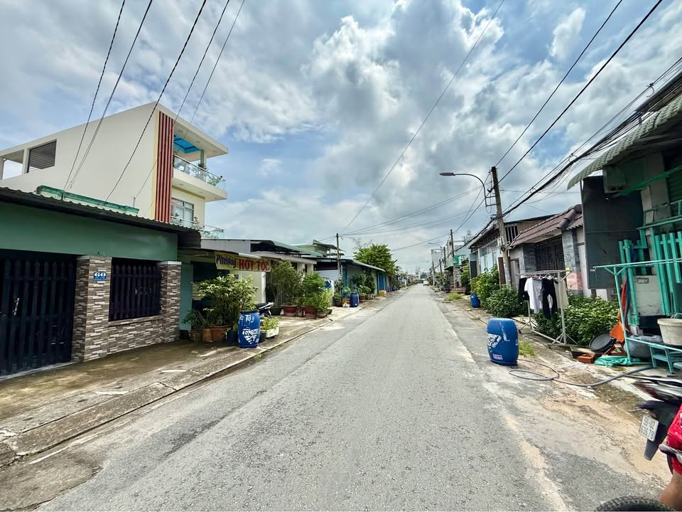 Đất nền Tân Thông Hội Củ Chi 165m² giá 3.2 tỷ - Vị trí đẹp, tiện ích đầy đủ!