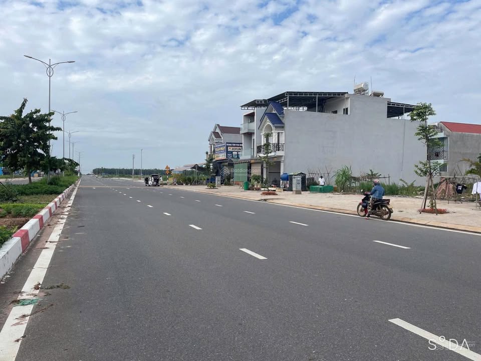 Lô đất 195m² ngay mặt tiền Lê Duẩn, Long Thành - Cắt lỗ 30%