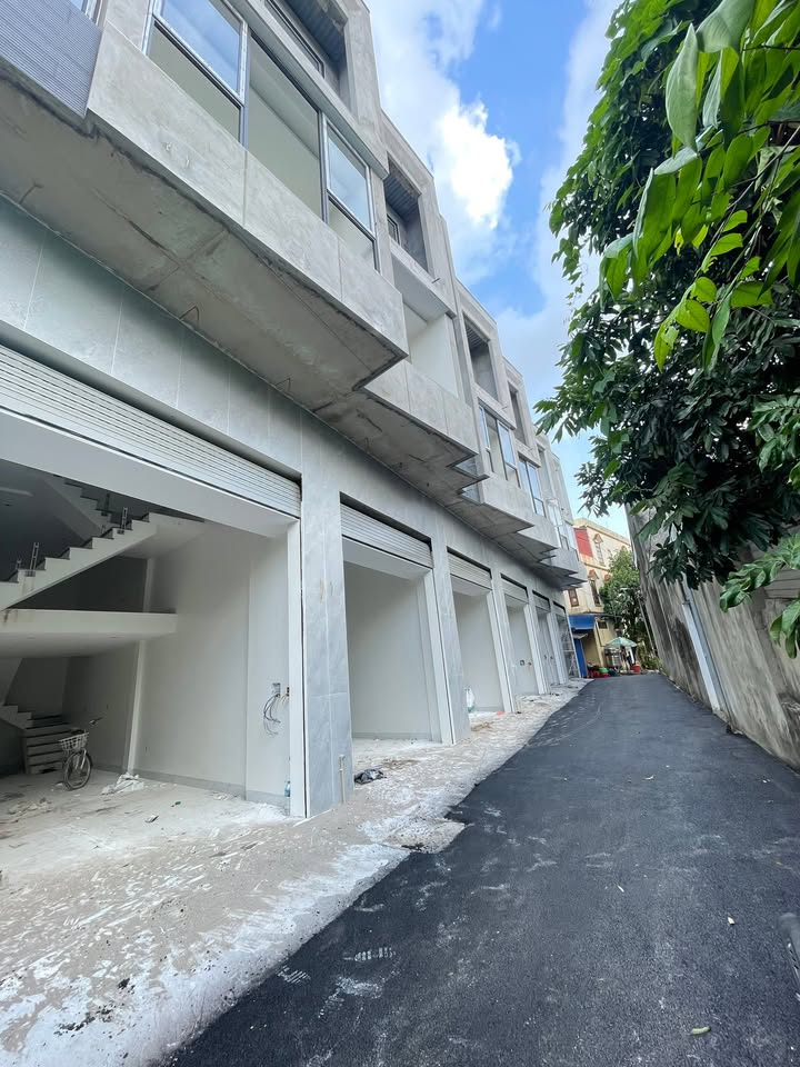 Nhà 3 tầng tại Phan Đình Phùng, Thái Nguyên 47m² giá 2 tỷ - Đầy đủ tiện nghi, sẵn sàng ở!