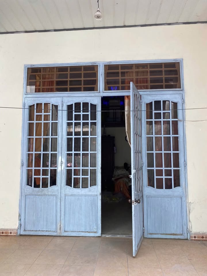 Nhà cho thuê nguyên căn 80m² tại kiệt 451 Tôn Đản - Sạch sẽ, giá tốt chỉ 5 triệu/tháng!