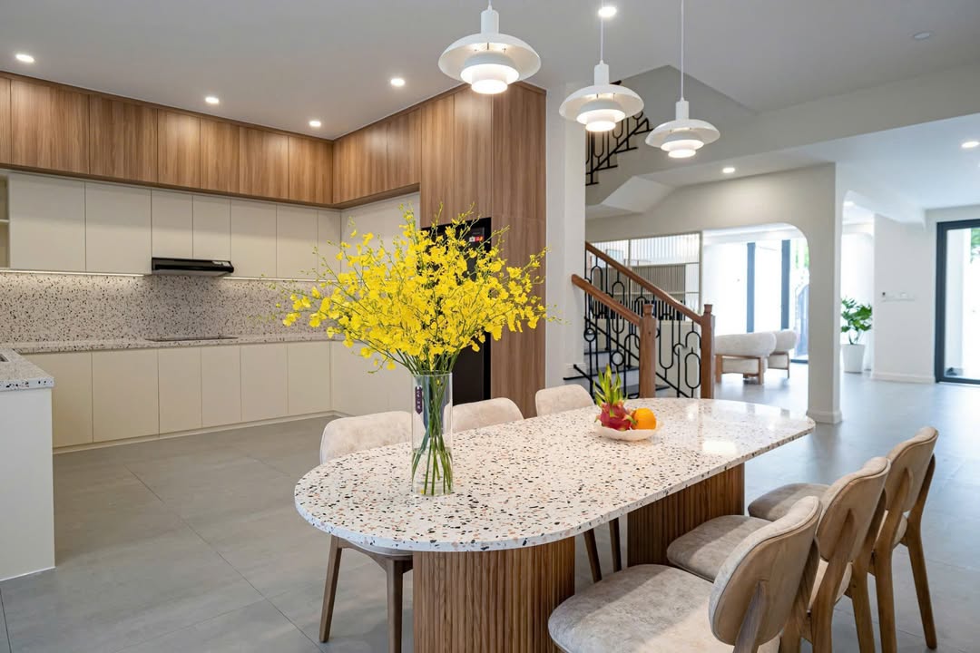 Biệt thự cho thuê tại Mỹ Thái 3 - Phú Mỹ Hưng, Quận 7, 140m² - Full nội thất cao cấp!