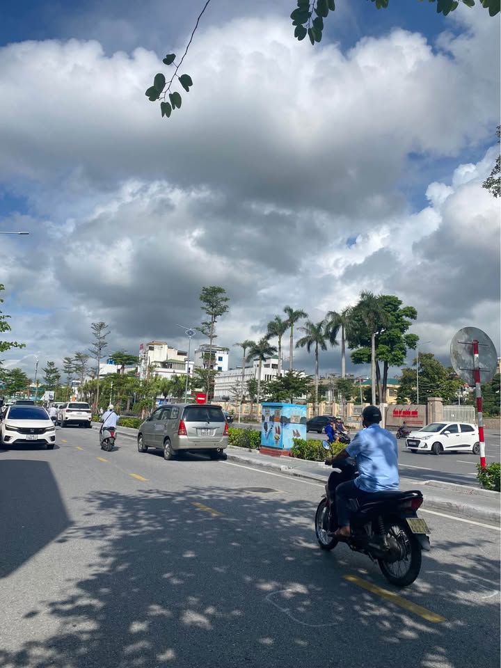 Đất nền Hạ Long 200m² giá thỏa thuận - Vị trí đắc địa gần biển!