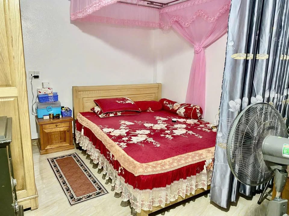 Nhà 2 tầng phường Hà Thượng 130m² giá 1.5 tỷ - Tiện ích đầy đủ chỉ việc vào ở!