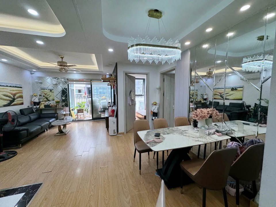 Căn hộ The Garden Hill Nam Từ Liêm 89m² giá 7.5 tỷ - Thiết kế sang trọng, đầy đủ nội thất!