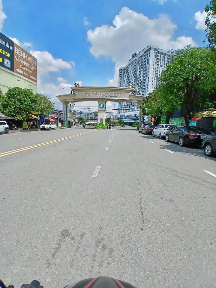 Đất hẻm ô tô Đinh Thị Thi, Thủ Đức, 83m² giá 6.89 tỷ - Tiềm năng đầu tư cao!