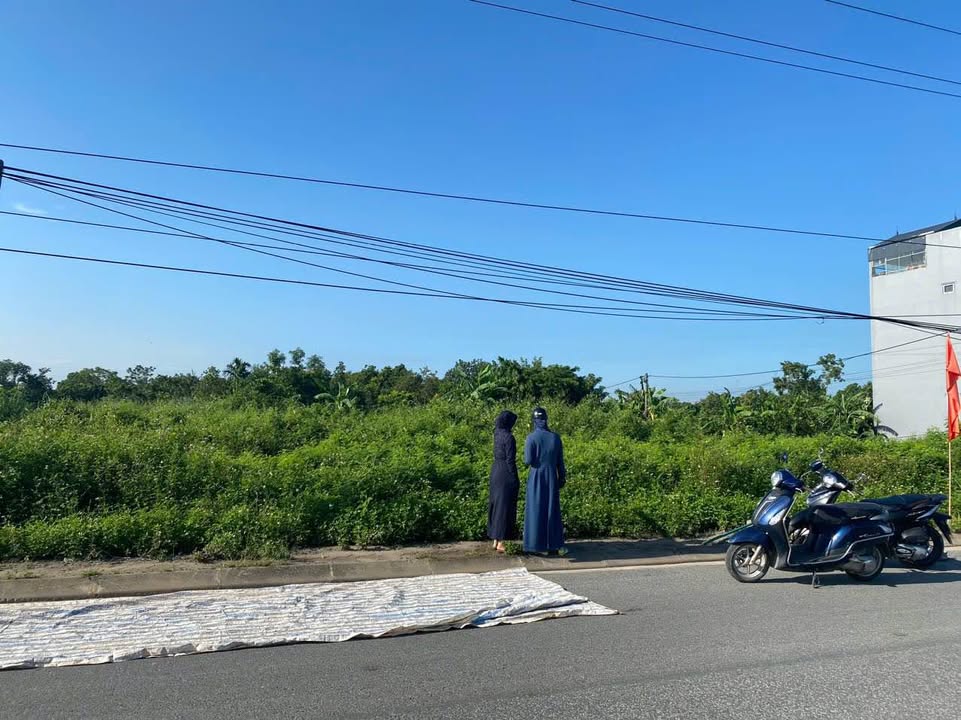 Bán lô đất 82m² mặt đường liên xã tại Thượng Vực - Giao thông thuận tiện, giá thỏa thuận!