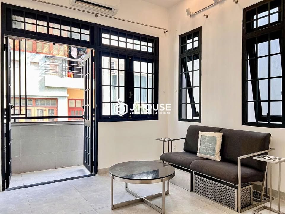 Căn hộ 1 phòng ngủ cho thuê tại quận 10, 55m² giá 12 triệu - Sẵn sàng vào ở!