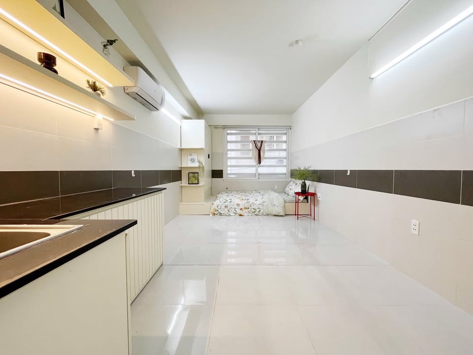 Studio cho thuê mặt tiền Quốc Lộ 13, Bình Thạnh - Full nội thất, vào ở ngay!