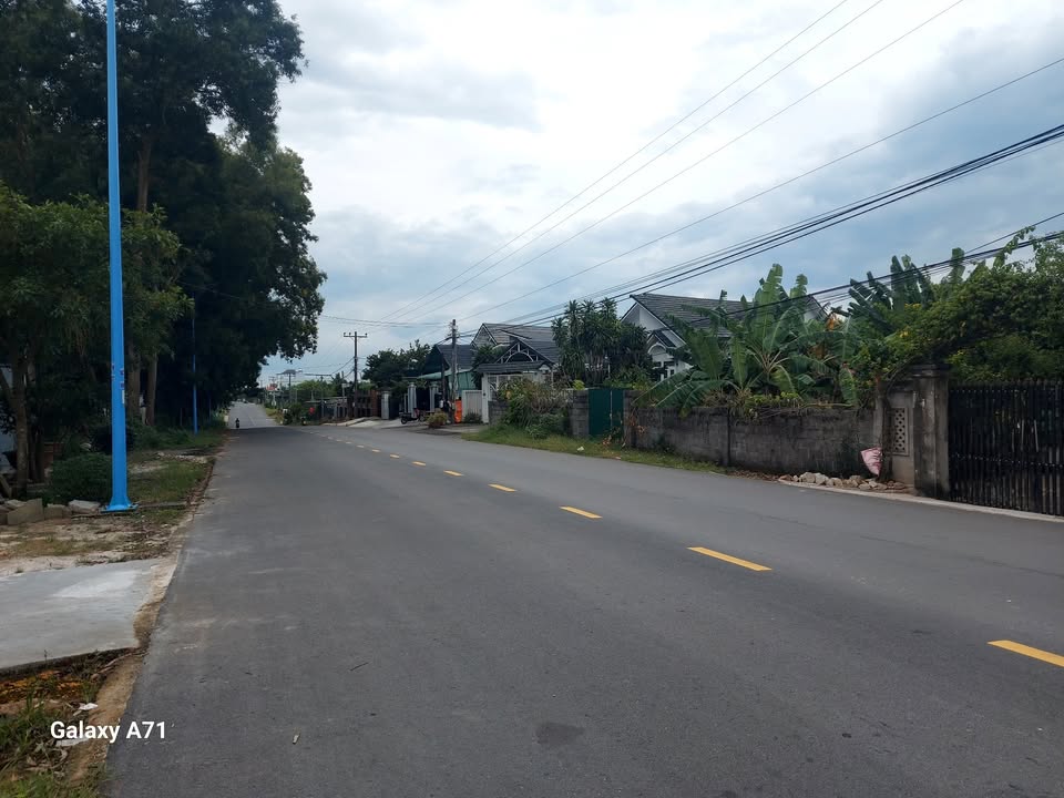 Đất thổ cư Lý Nam Đế, La Gi 704m² giá 1.188 tỷ - Sổ đỏ chính chủ!