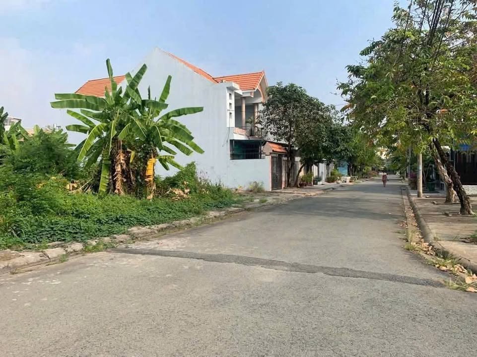 Biệt thự Lạc Hồng, Bửu Long 143m² giá 5.7 tỷ - Đầu tư lý tưởng!