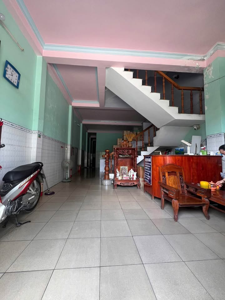 Bán nhà nghỉ 1 trệt 3 lầu tại phường Trấn Biên, Biên Hòa 324m² giá 7.2 tỷ - Kinh doanh ổn định!