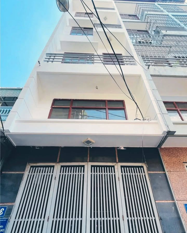 Nhà mặt phố Ngọc Thụy Long Biên 48m² giá 14.9 tỷ - Kinh doanh thuận lợi!