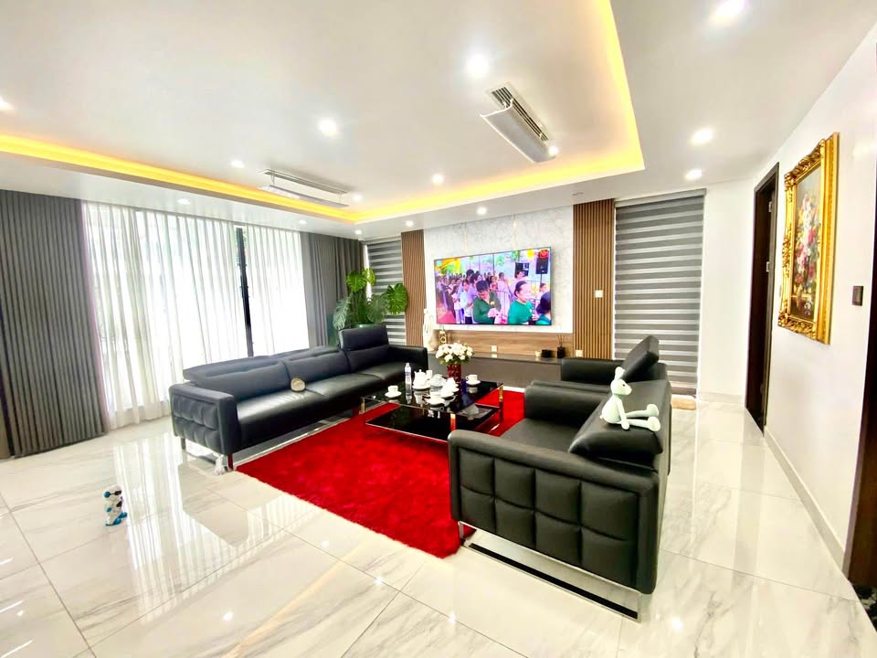 Nhà góc Monbay phường Hạ Long 171m² giá 38 tỷ - Thiết kế hiện đại sang trọng!