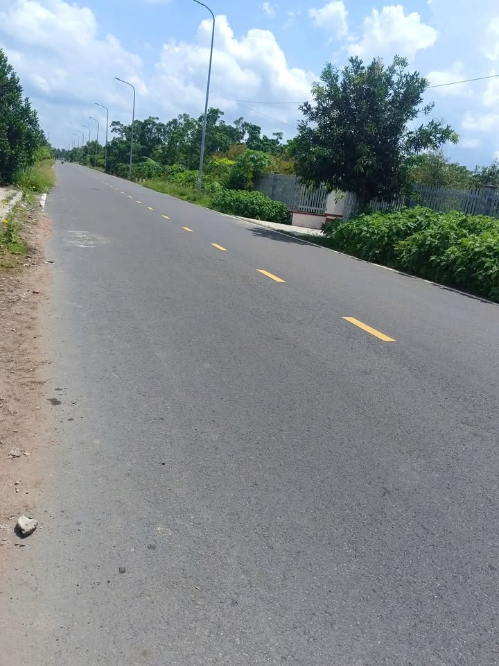 Đất mặt tiền ĐT864, Cái Bè 850m² giá 3 tỷ - Đầu tư sinh lời tương lai!