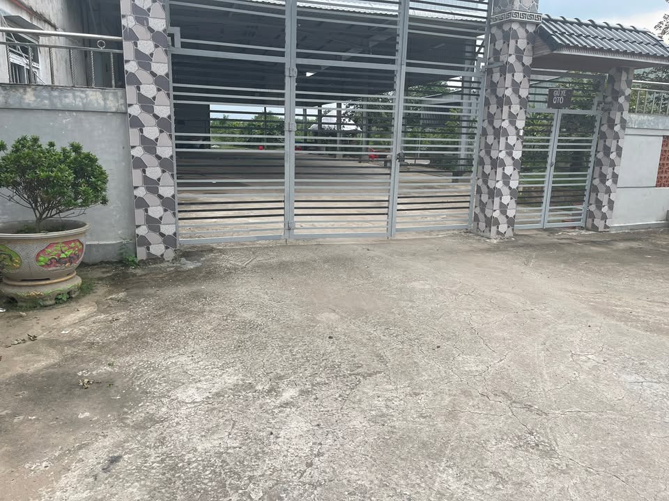 Nhà xưởng cho thuê tại xã Tân Hồng, Đồng Tháp - Diện tích 2300m², giá thỏa thuận!