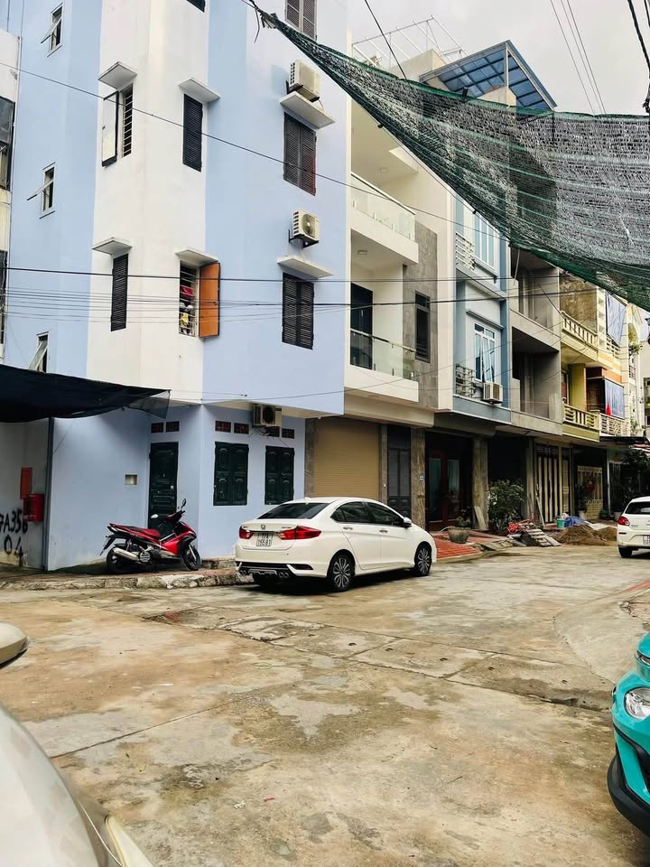 Nhà 4 tầng Phường Quang Trung 41m² giá 2 tỷ - Đỗ cửa ô tô thoải mái!