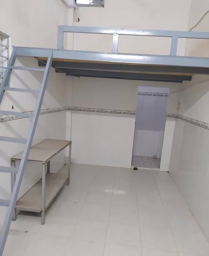 Phòng cho thuê ở ghép tại Nha Trang, 27m² - An ninh, thoáng mát!