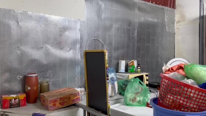 Phòng cho thuê C8 Tập thể Mai Động, Hoàng Mai 30m² - Rộng rãi, thoáng mát!