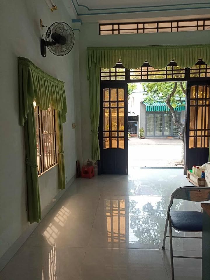 Cho thuê mặt bằng văn phòng tại Ngô Sỹ Liên, Quảng Ngãi - Không gian thoáng mát, sạch sẽ!