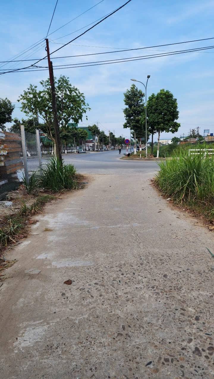 Đất nền Quảng Phú 561m² giá 600 triệu - Cơ hội đầu tư hấp dẫn!