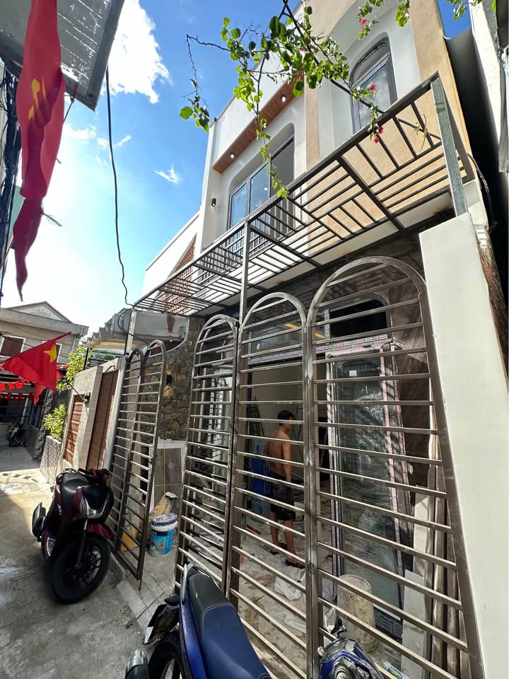 Nhà 2 tầng Hùng Vương, Đà Nẵng 55m² giá 3.98 tỷ - Nhà mới 100% đầy đủ nội thất!