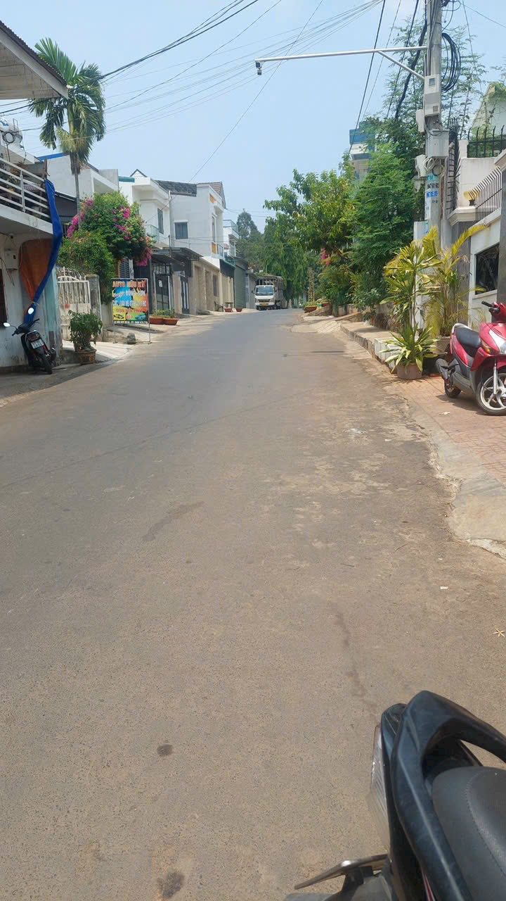 Nhà mặt tiền đường Bùi Huy Bích, Tự An 90m² giá 3,7 tỷ - Thương lượng ngay!