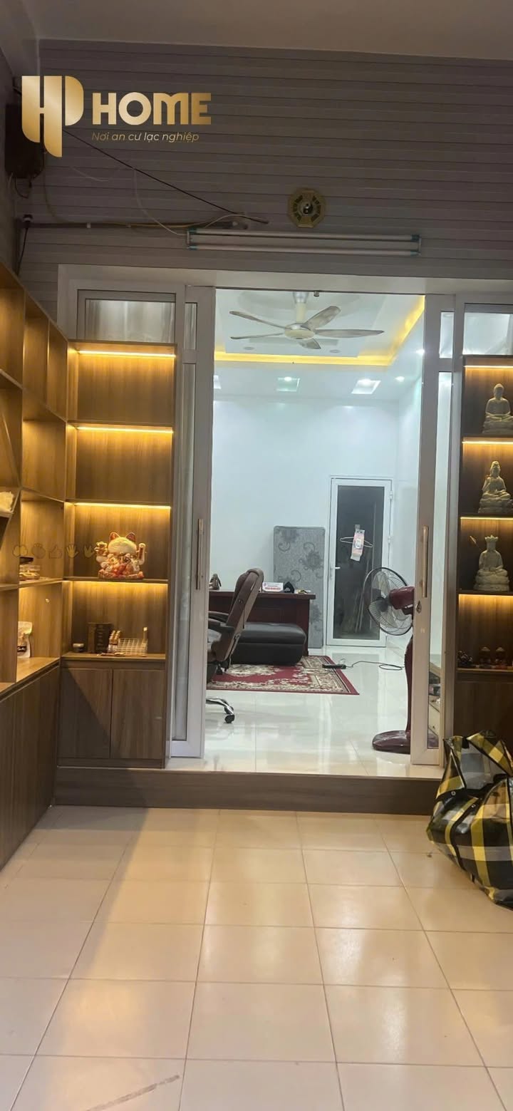 Cho thuê nhà mặt đường Hạ Lý 65m² giá 6 triệu - Thích hợp kinh doanh và ở ngay!