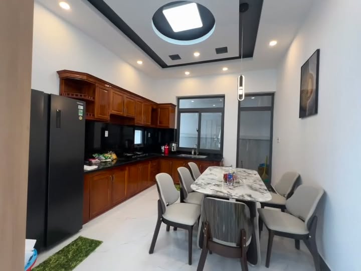 Biệt thự lô góc đường Nguyễn Bỉnh Khiêm, diện tích 312m² - Kinh doanh đa ngành nghề thuận lợi!