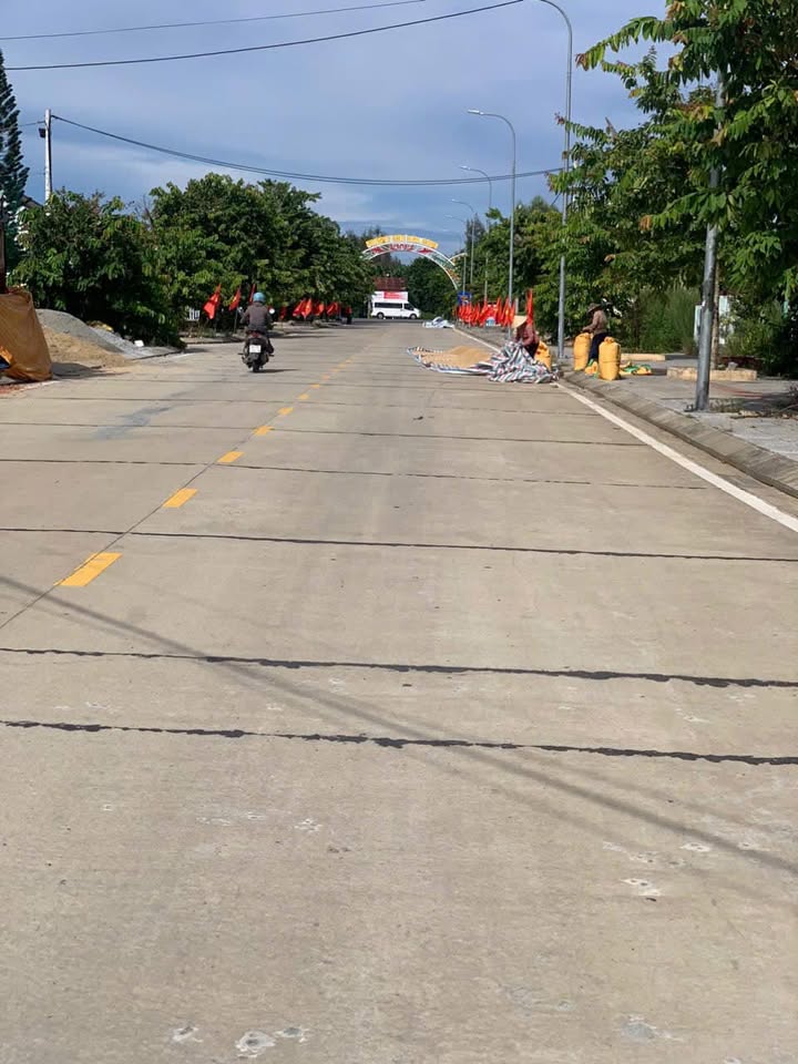 Đất nền Điện Nam Đông 200m² giá 3 tỷ - Vị trí đẹp sát Hội An!