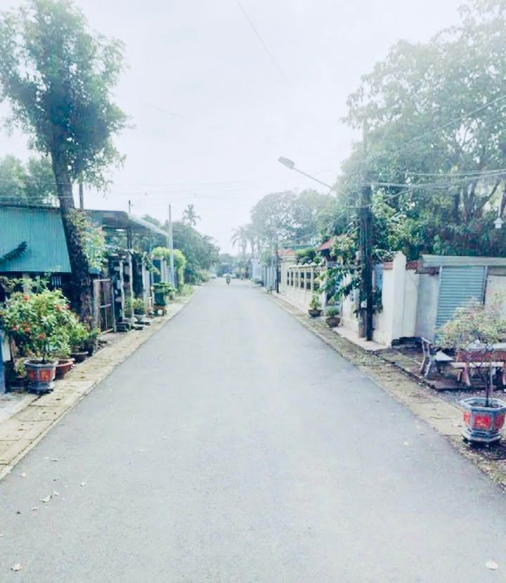 Đất nền Tân Phú, Đồng Xoài 210.7m² giá 1.5 tỷ - Vị trí đắc địa, đầu tư sinh lời!