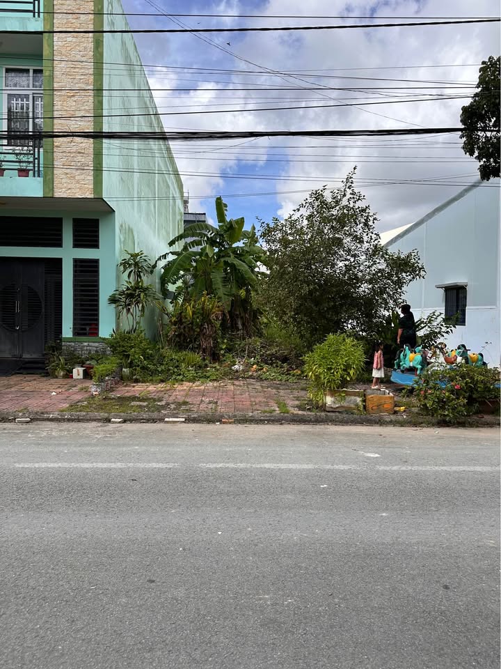 Đất nền liền kề đẹp tại đường Phan Đình Phùng, TP Vị Thanh - Giá chỉ 900 triệu!