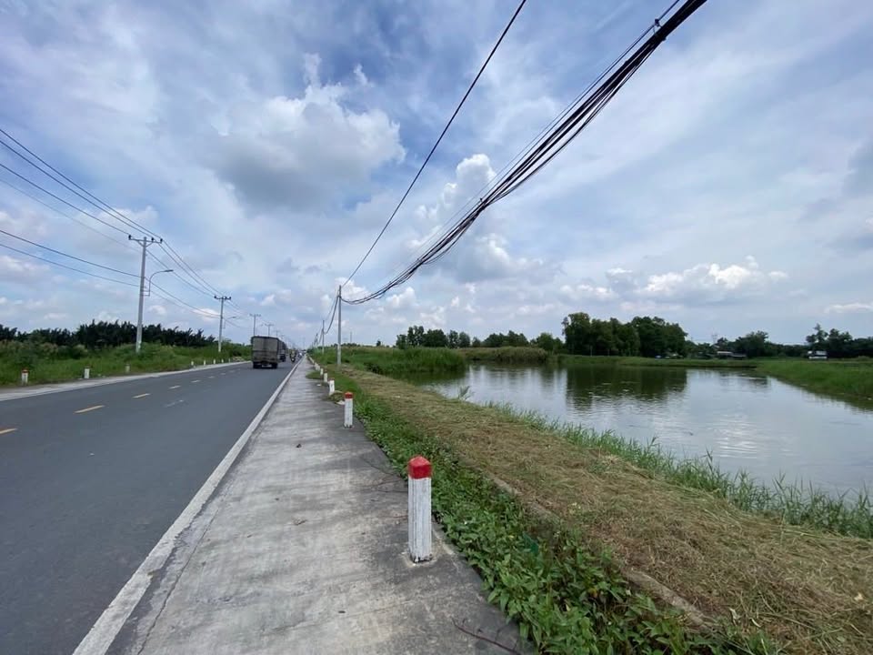 Đất nông nghiệp 4500m² đường Nguyễn Bình, Nhơn Đức, Nhà Bè giá 10.9 tỷ - Cơ hội đầu tư tuyệt vời!