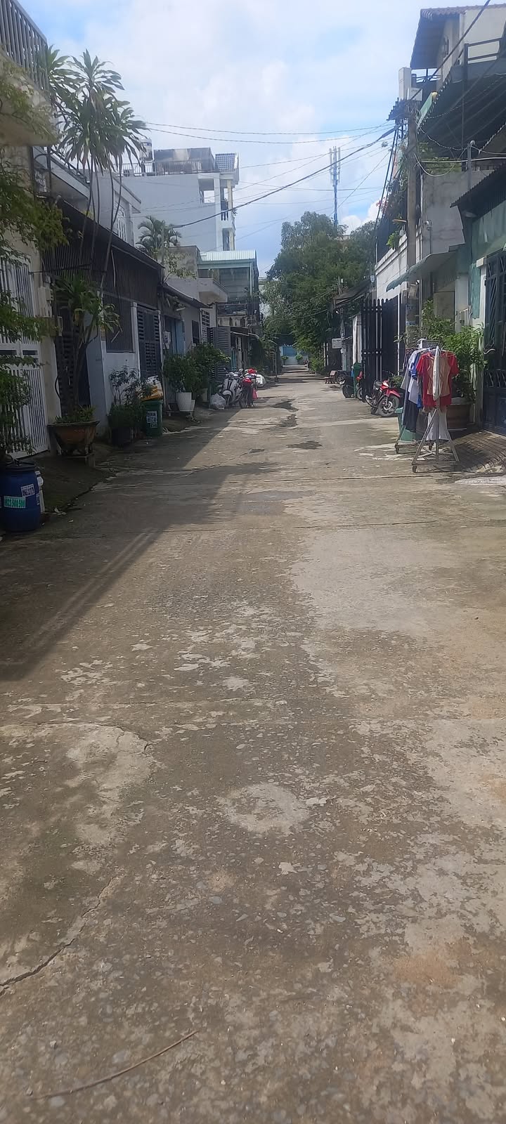 Nhà bán hẻm 8m Nguyễn Ảnh Thủ, Quận 12, 64m² giá 10.8 tỷ - Sổ đỏ chính chủ!