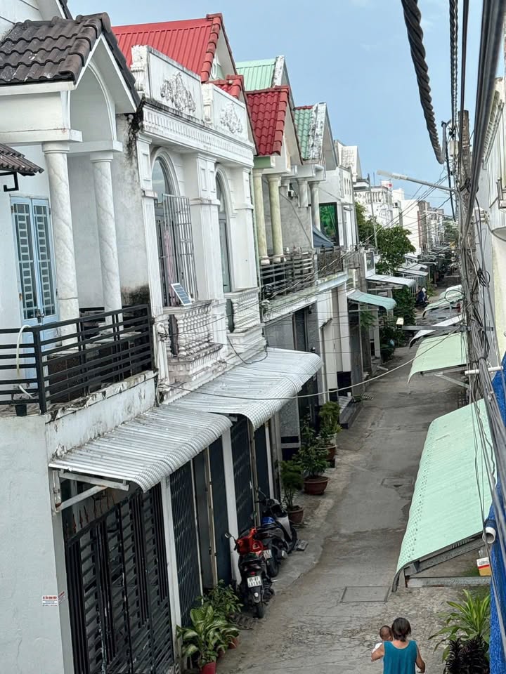 Nhà trục chính hẻm đường Nguyễn Văn Linh, 42m² giá 1.73 tỷ - Đầu tư sinh lời!