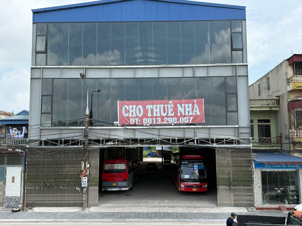 Cho thuê nhà 3 tầng mặt tiền đường Thái Bình 1680m² - Vị trí đắc địa cho doanh nghiệp!