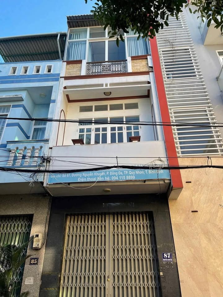 Nhà nguyên căn cho thuê mặt tiền 87 Nguyễn Khuyến, Quy Nhơn 50m² chỉ 5,5 triệu/tháng - Thích hợp ở và làm văn phòng!