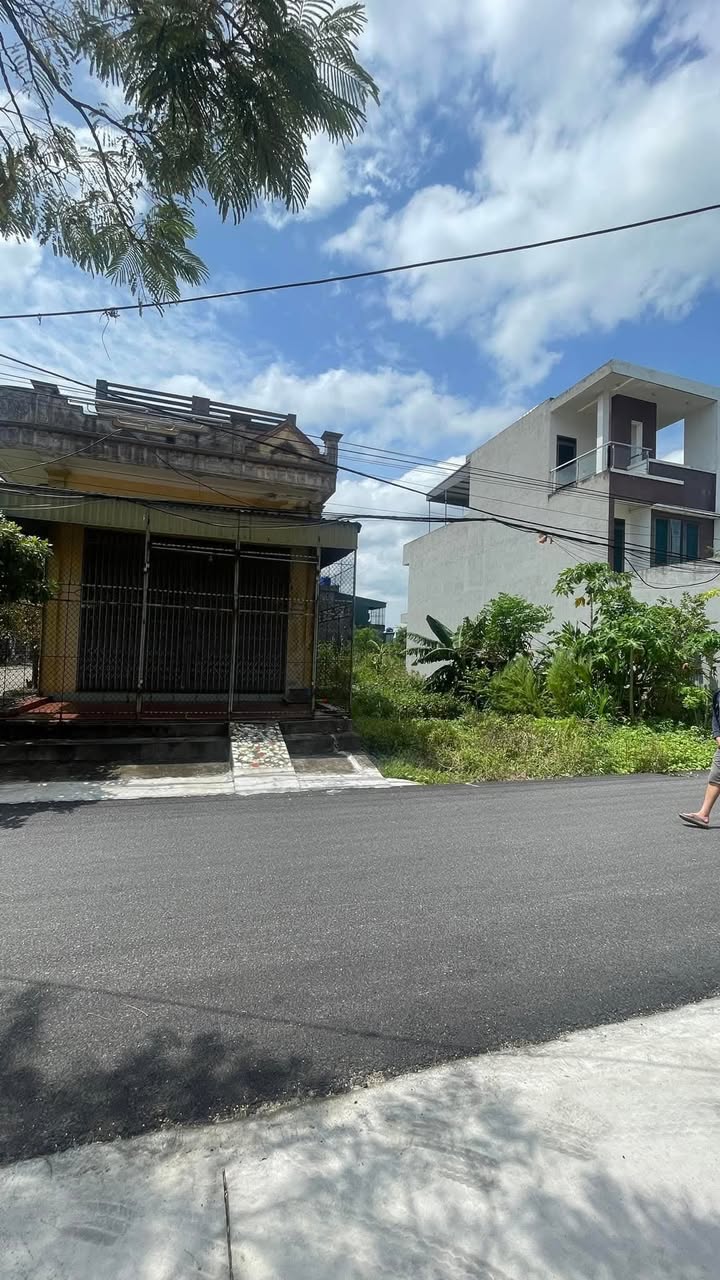 Đất An Ninh Tiền Hải 100m² giá 1.4 tỷ - Tiện ích giáo dục hoàn hảo!