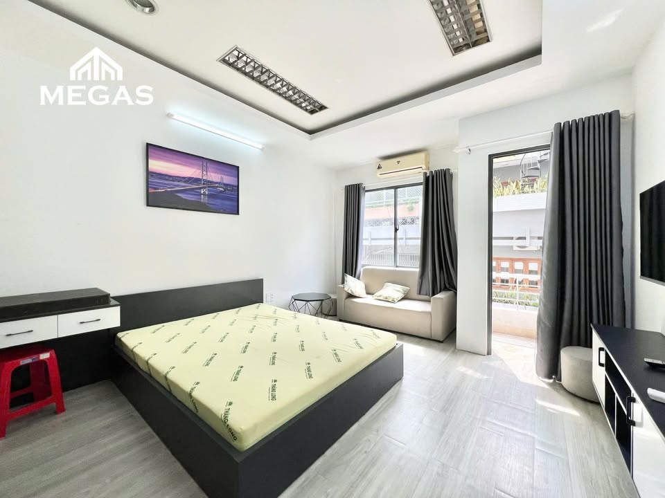 Căn hộ 1PN Tân Định, Quận 1 - Thiết kế hiện đại, ban công thoáng mát!