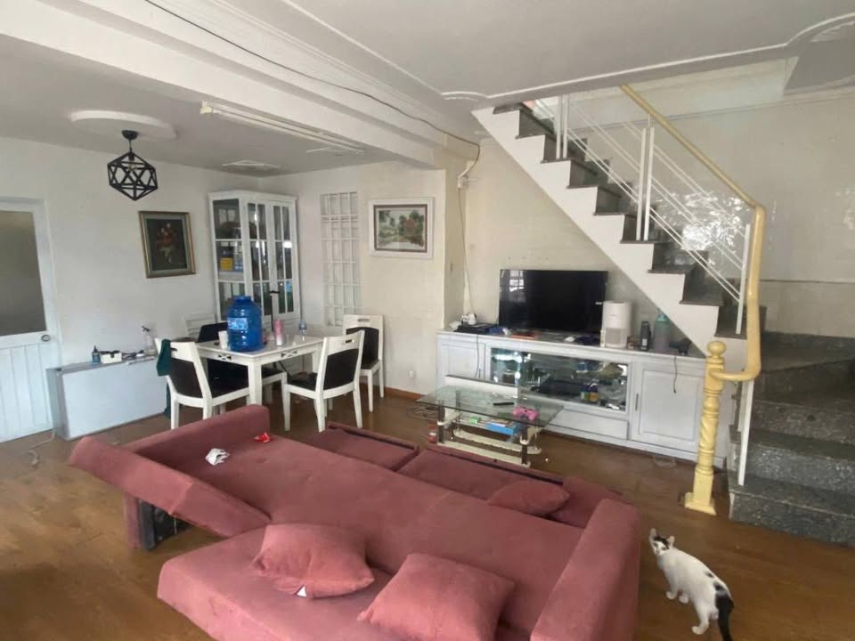 Nhà cho thuê đường Ngô Thì Nhậm, Đà Lạt 2 tầng giá 6 triệu - Phù hợp gia đình lâu dài!