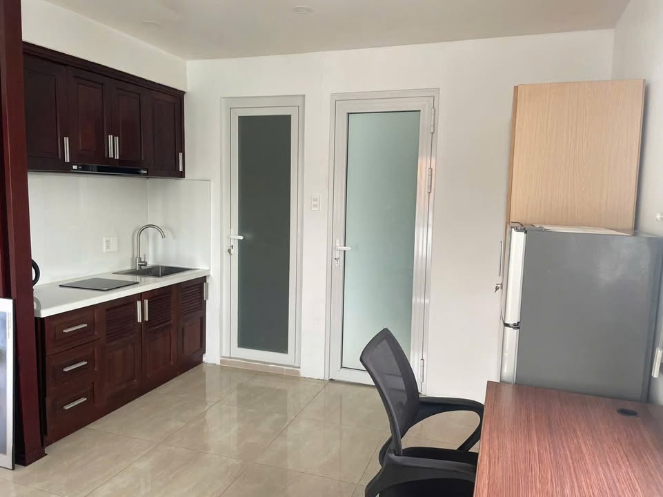 Căn hộ cho thuê phường Thảo Điền 502 giá 7.5 triệu - Không gian sống thoải mái!