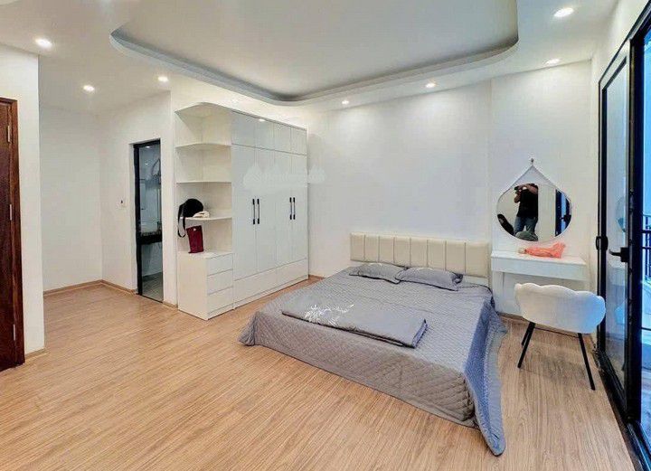 Nhà 5 tầng Dương Nội, Hà Đông 40m² giá 6.5 tỷ - Vị trí vàng, kinh doanh thuận lợi!