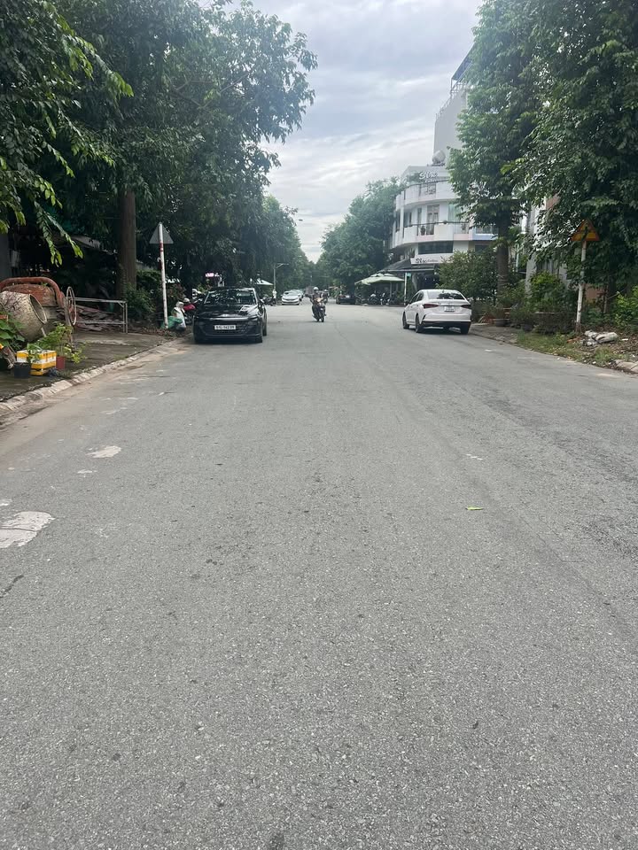 Đất nền liền kề Đường số 4 Idico 1 phường 6 Tân An 162m² giá 8.5 tỷ - Cơ hội đầu tư tuyệt vời!