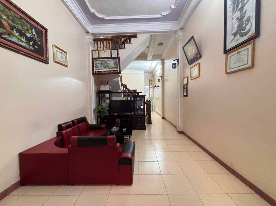 Nhà 3 tầng cho thuê tại Đông Hương, Thanh Hóa - Full đồ, chỉ 5 triệu/tháng!